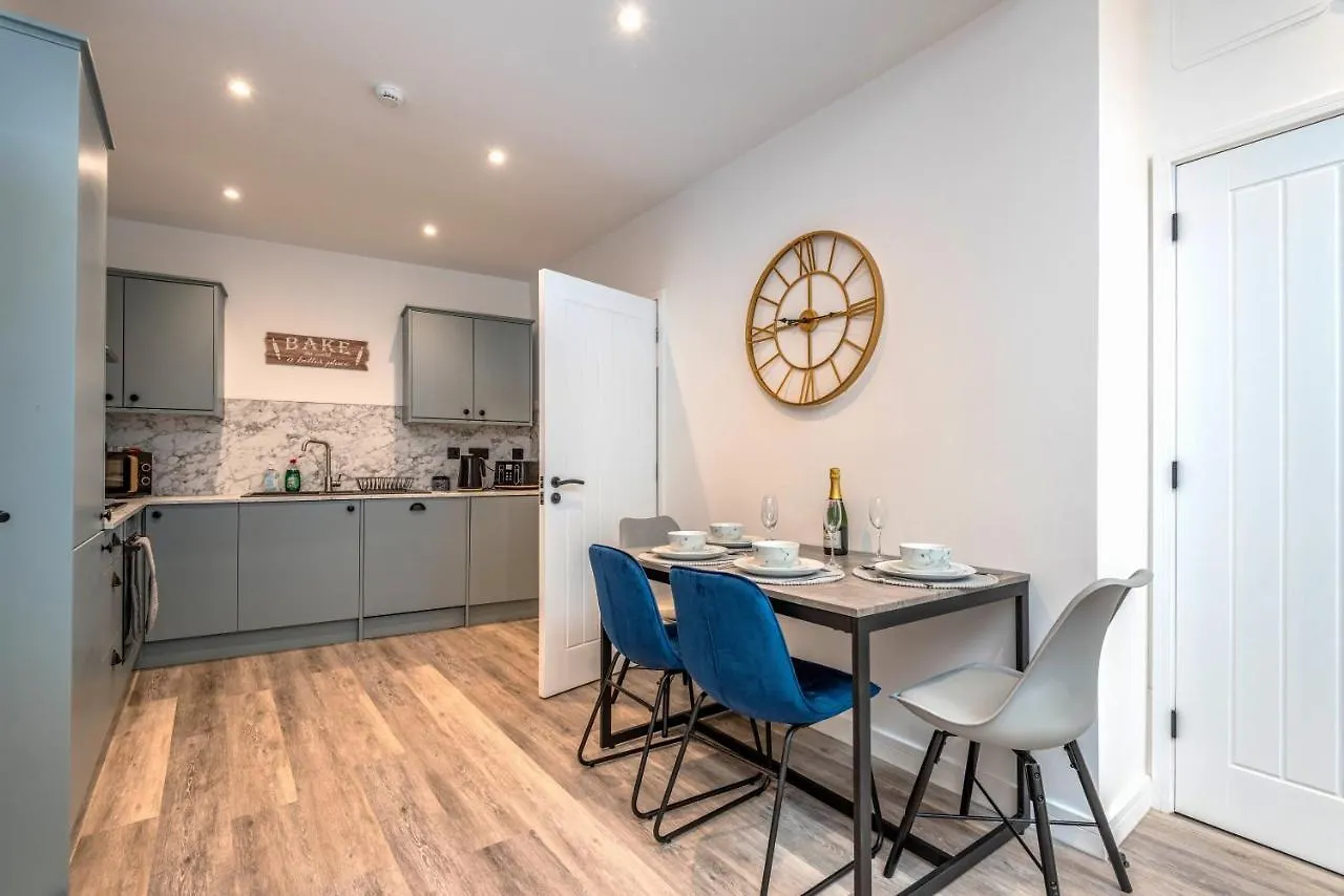 The Cotswold Woodland By Fortuna Property Cheltenham