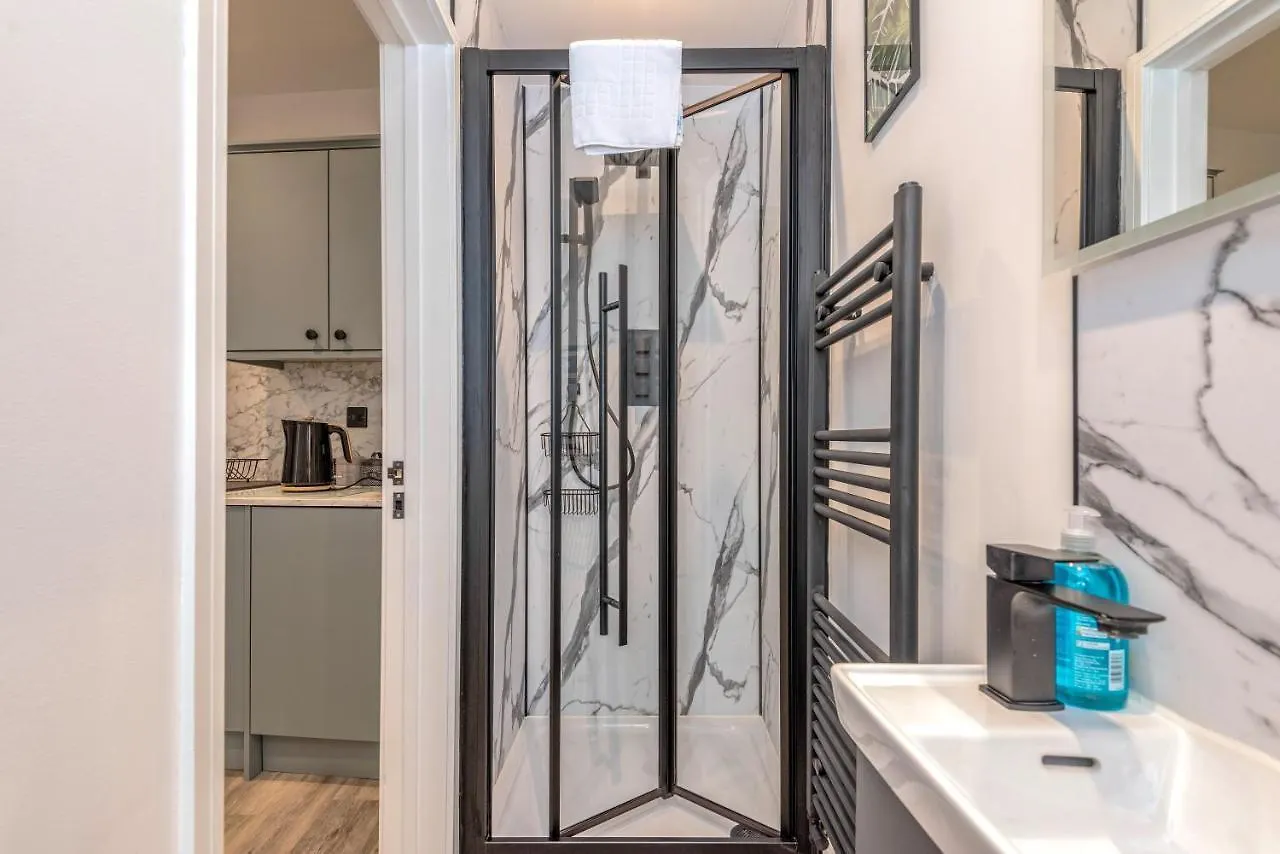 The Cotswold Woodland By Fortuna Property Cheltenham
