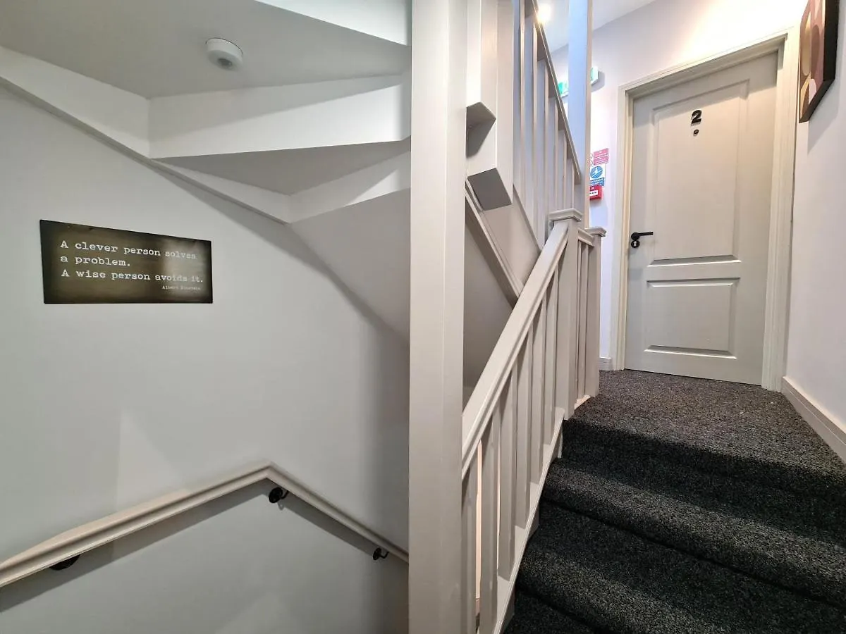 Apartment The Cotswold Woodland By Fortuna Property Cheltenham United Kingdom